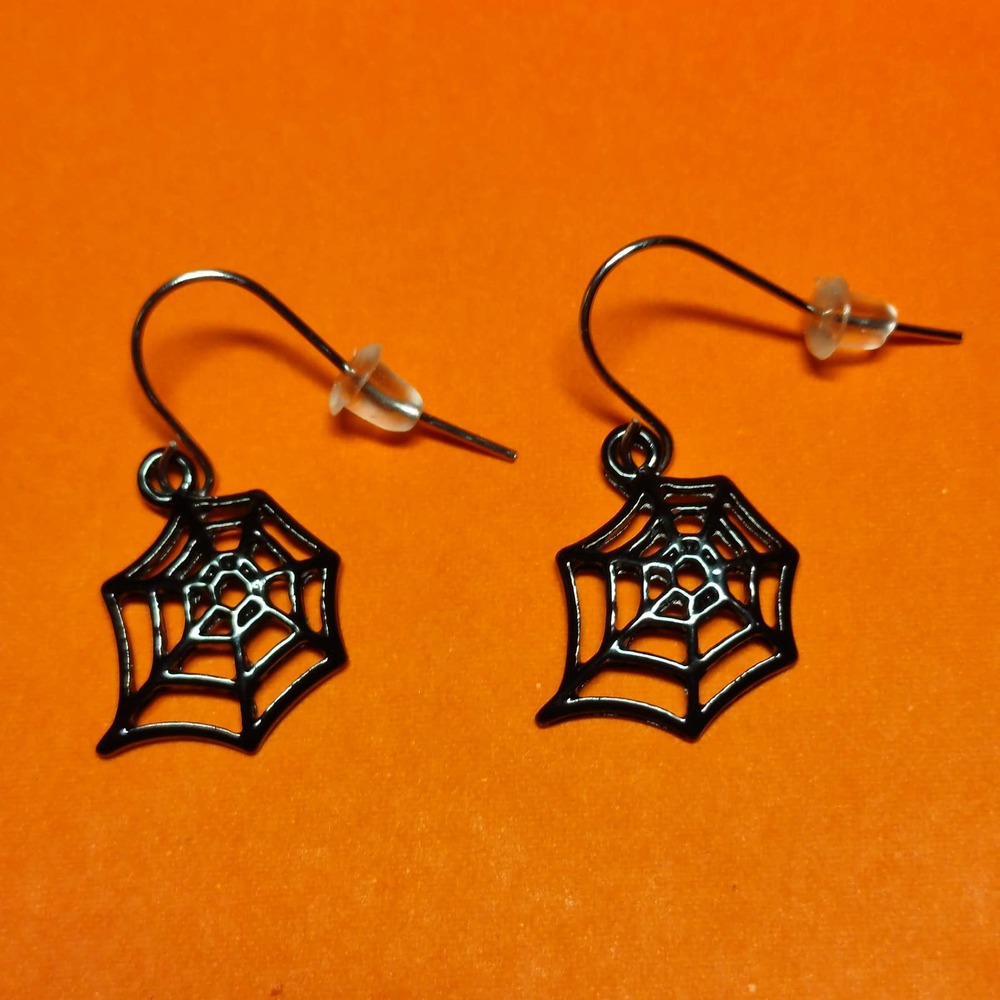 #15 HALLOWEEN Black Spider Earrings Spider Web Dangle Earrings NEW - Picture 5 of 11